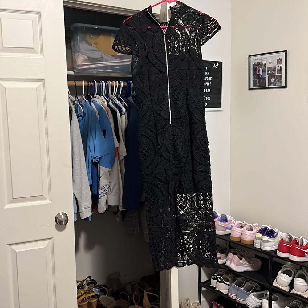 Dress - Picture 2 of 2